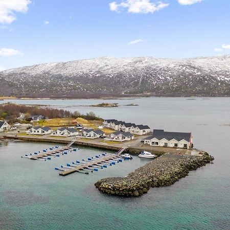 Idyllisk Sjohus Pa Naurstad Bodø Eksteriør billede